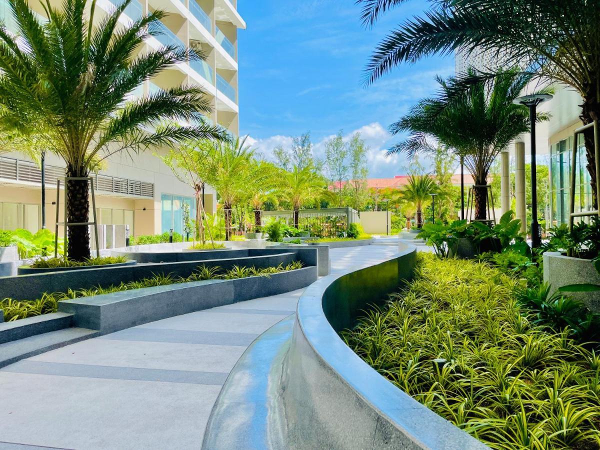 Lux Condotel - The Song Vung Tau Exterior photo
