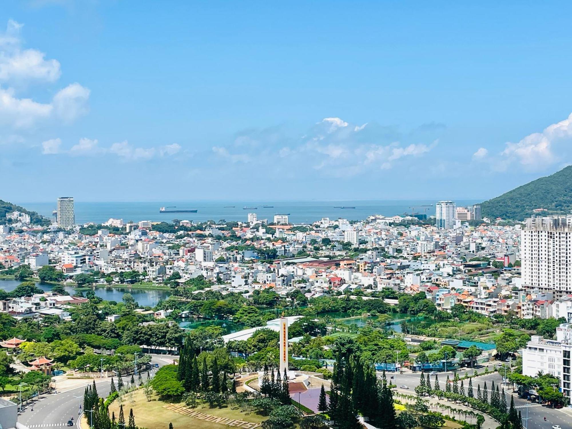 Lux Condotel - The Song Vung Tau Exterior photo